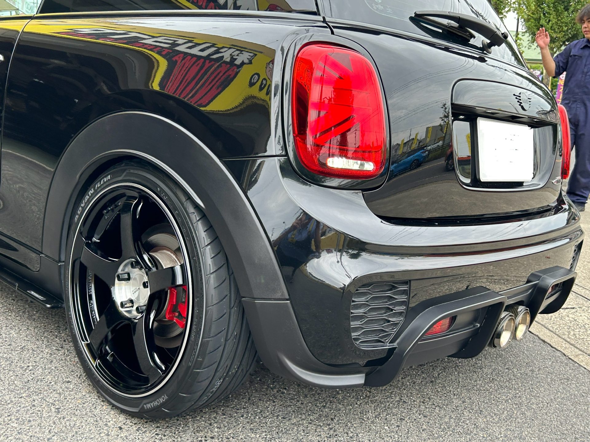 【MINI F56 JCW】 ADVAN Racing 17インチホイールセット MINI F56 JCW】 ADVAN Racing 17インチホイールセット