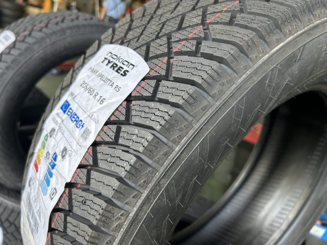 スタッドレスタイヤ情報！北欧フィンランド「ノキアンタイヤ」が入荷